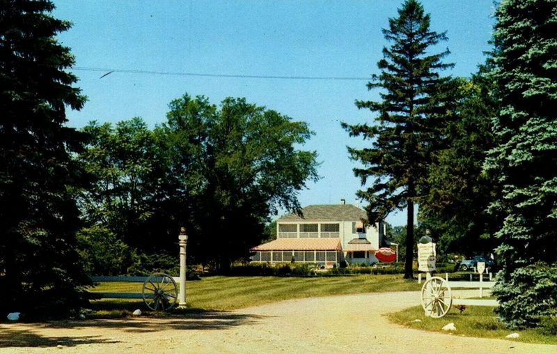 Holiday House (Shoreham Dining Room) - Postcard